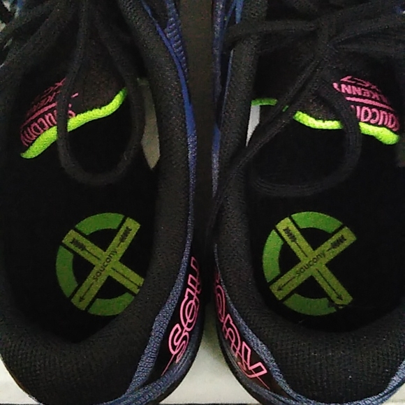 Saucony Women's Kilkenny XC7 Track Shoe No Spikes Size 9 - Picture 5 of 7